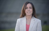 Isabel Carvalhais considera “aberrantes e intoleráveis” disparidade salarial entre homens e mulheres