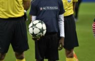 Cânticos, insultos e até bananas. A longa lista de comportamentos racistas no futebol