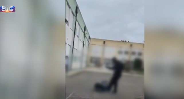 Aluno autista brutalmente agredido por colega em escola