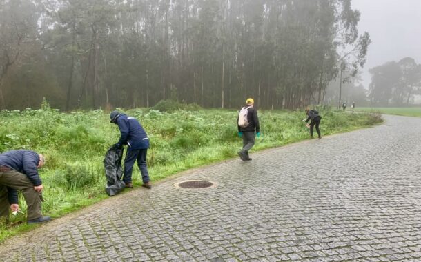 Voluntários limpam Caminho Português da Costa em Esposende