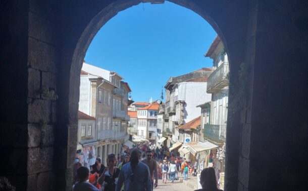 Valença avança com obras de mais de 2,4 milhões em bairros sociais